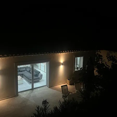 Les Nefliers Sainte-Maxime