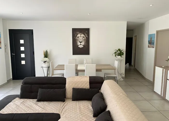 Apartment Les Nefliers *