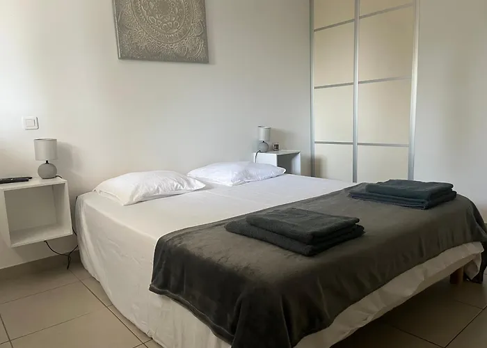 Apartment Les Nefliers *